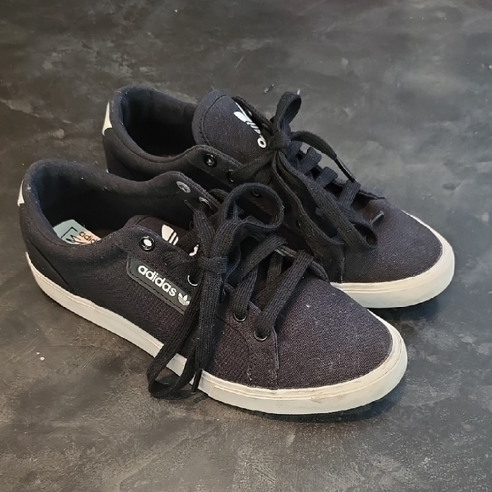 Adidas SLEEK Black Womens Sneakers Size6